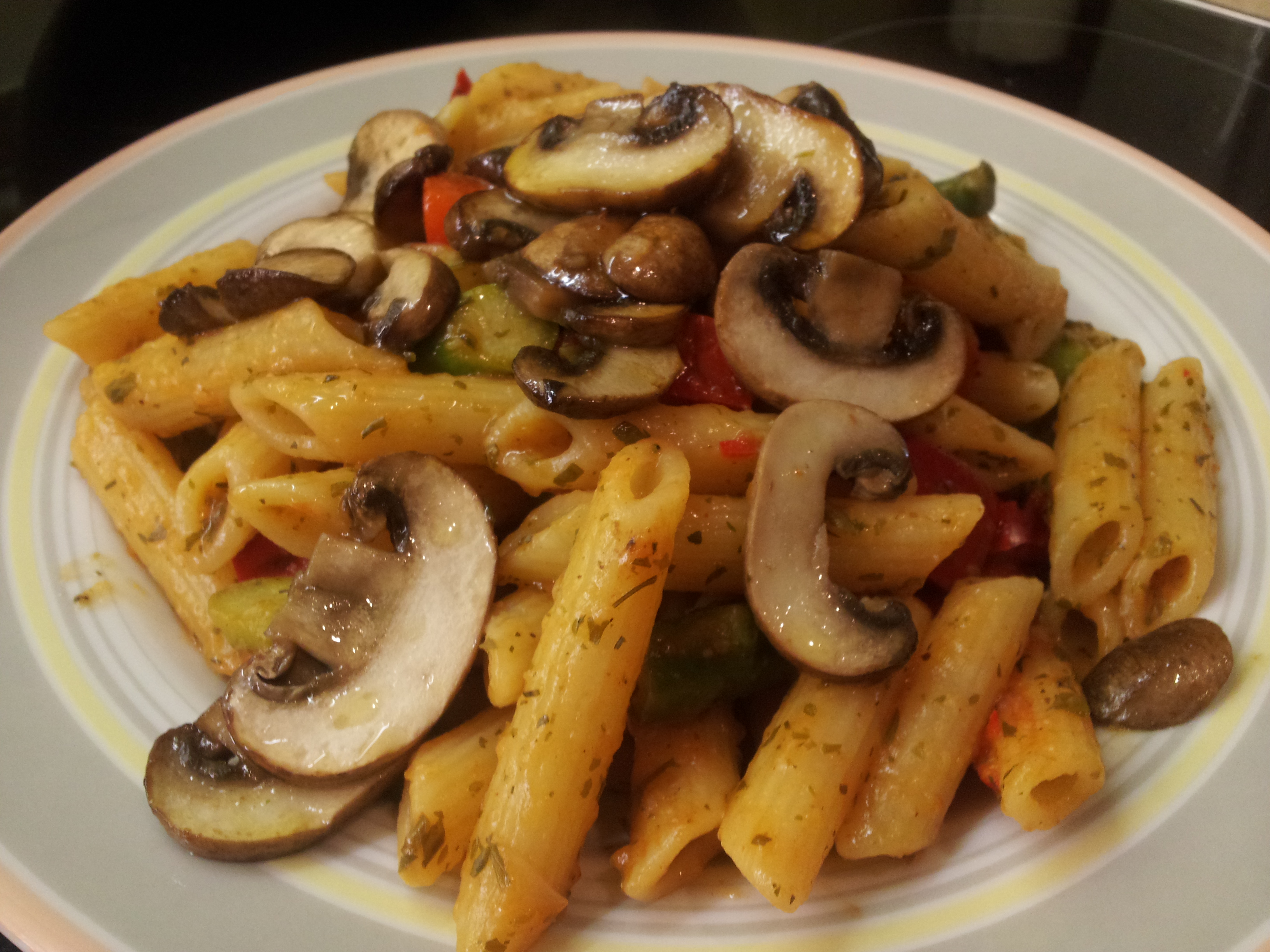 Penne mit grünem Spargel und Champignons | Healthy Vegan Life